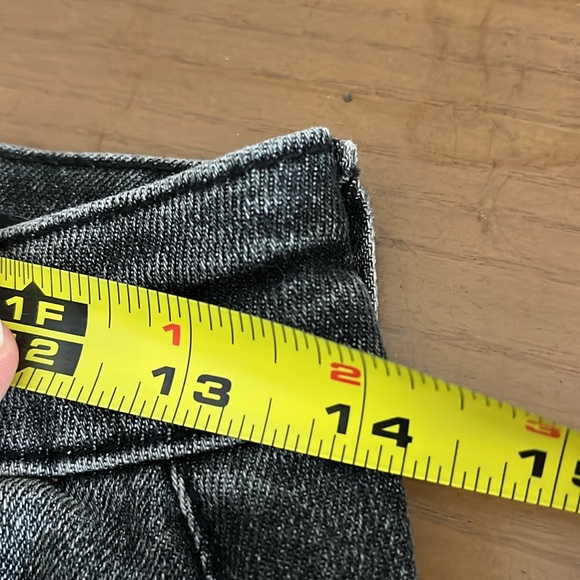 Judy Blue Knoxville High Rise Wide Leg Crop GrayBlack Jeans Released Hem JB88762 - Picture 14 of 15